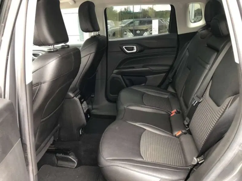 Jeep Compass usata a Firenze (9)