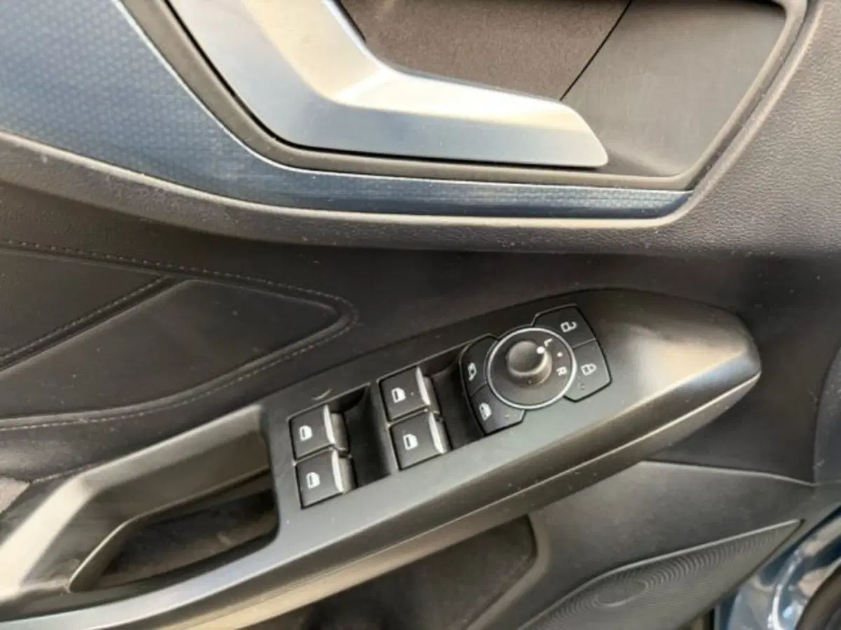 Ford Focus usata a Lodi (13)