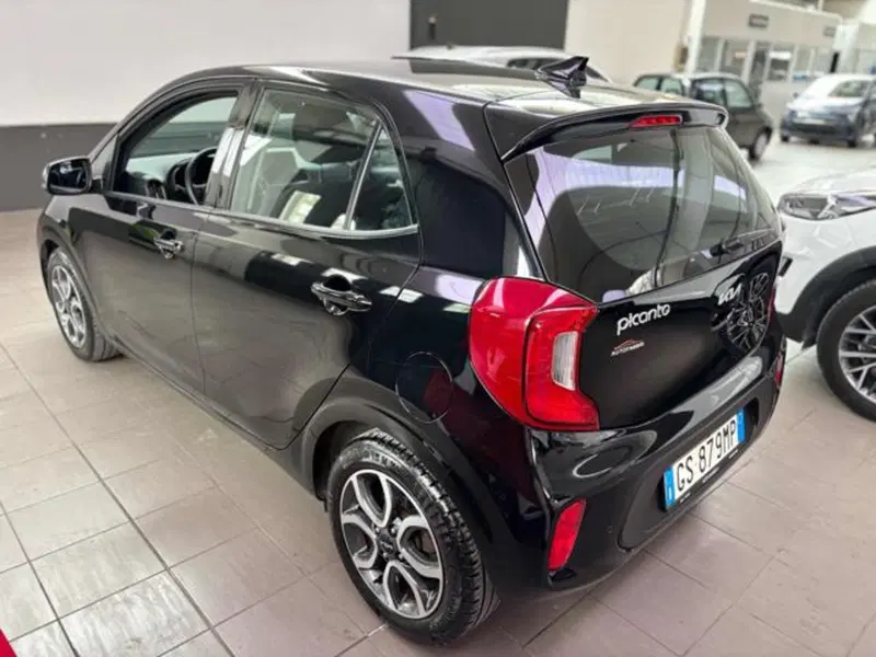Kia Picanto usata a Pesaro-Urbino (5)