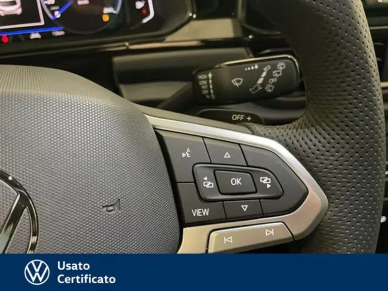 Volkswagen T-Roc nuova a Vicenza (13)