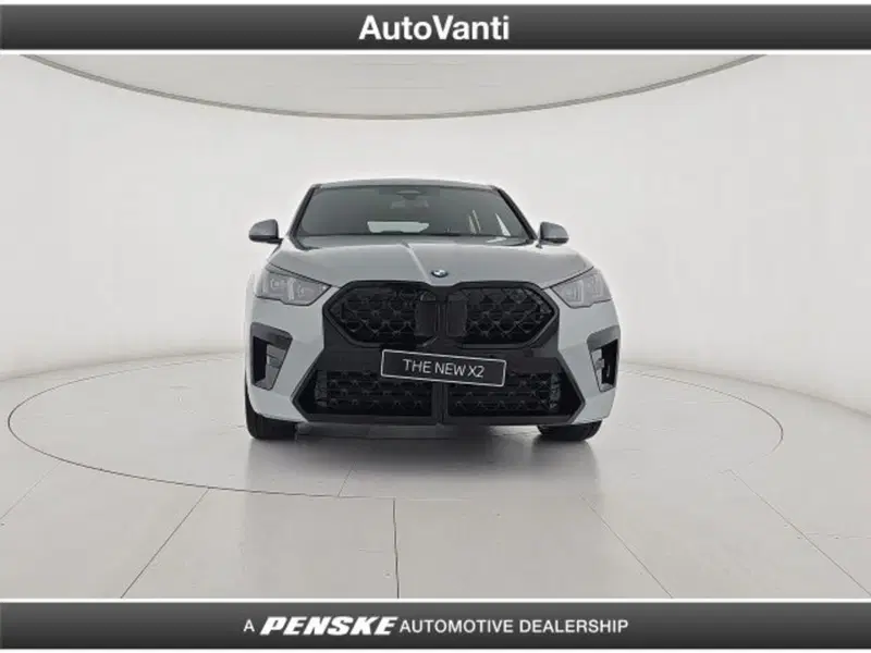 BMW X2 nuova a Bologna (7)