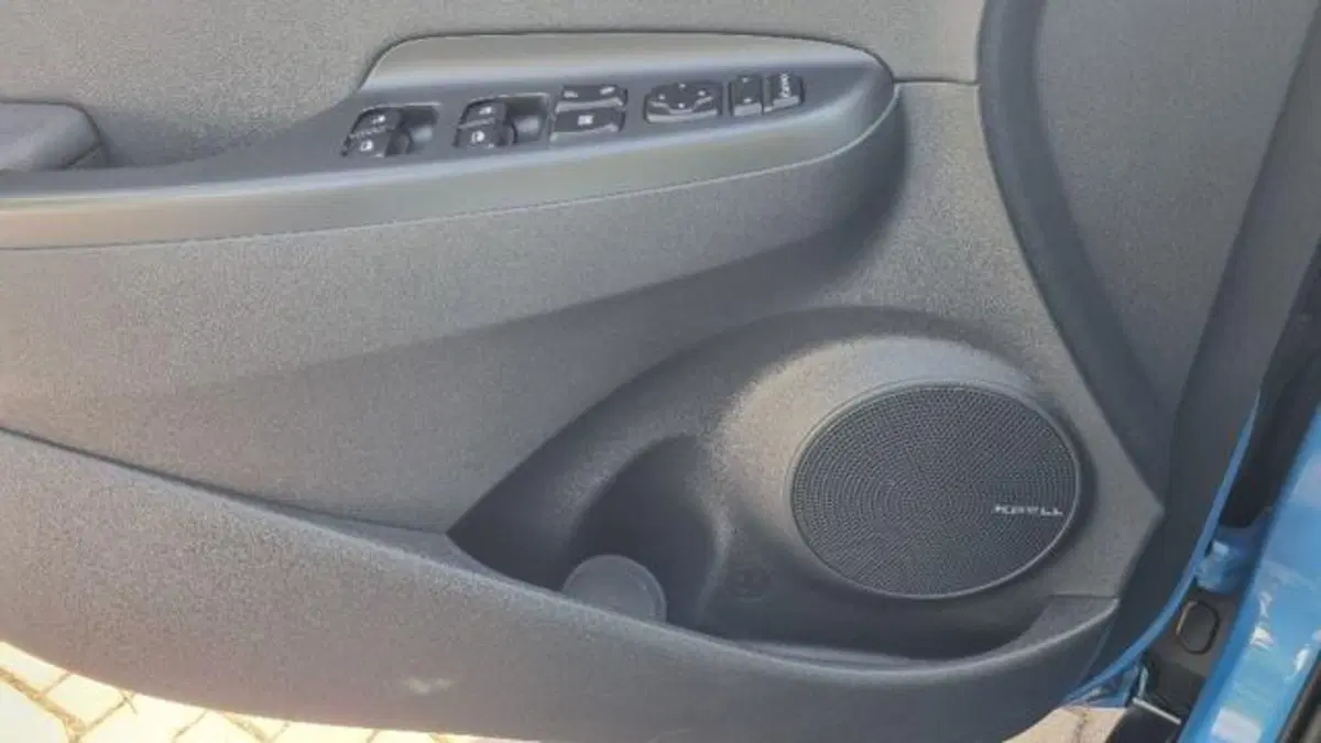 Hyundai Kona usata a Savona (18)