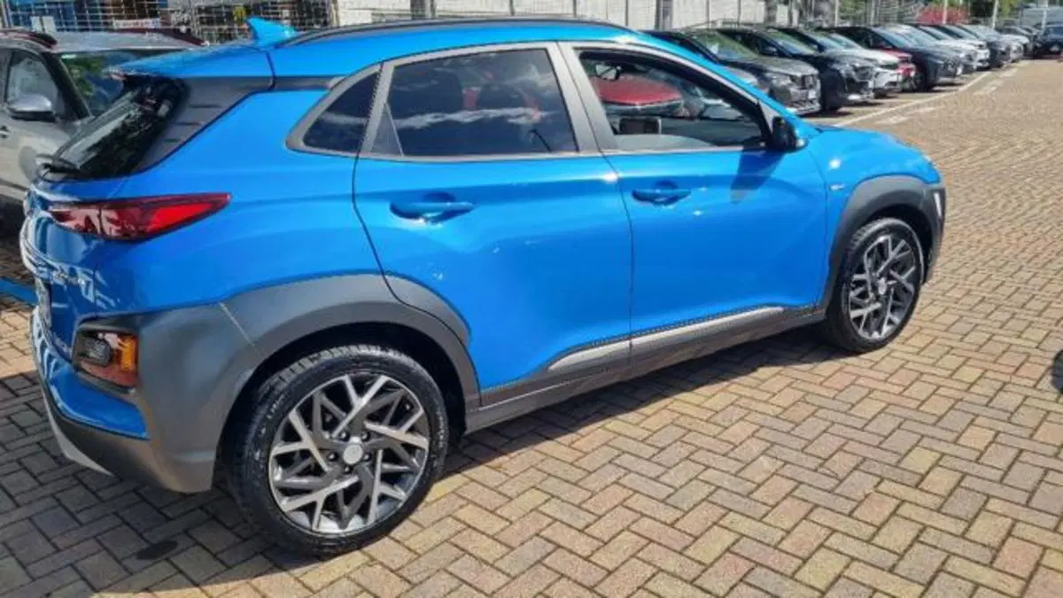 Hyundai Kona usata a Savona (4)