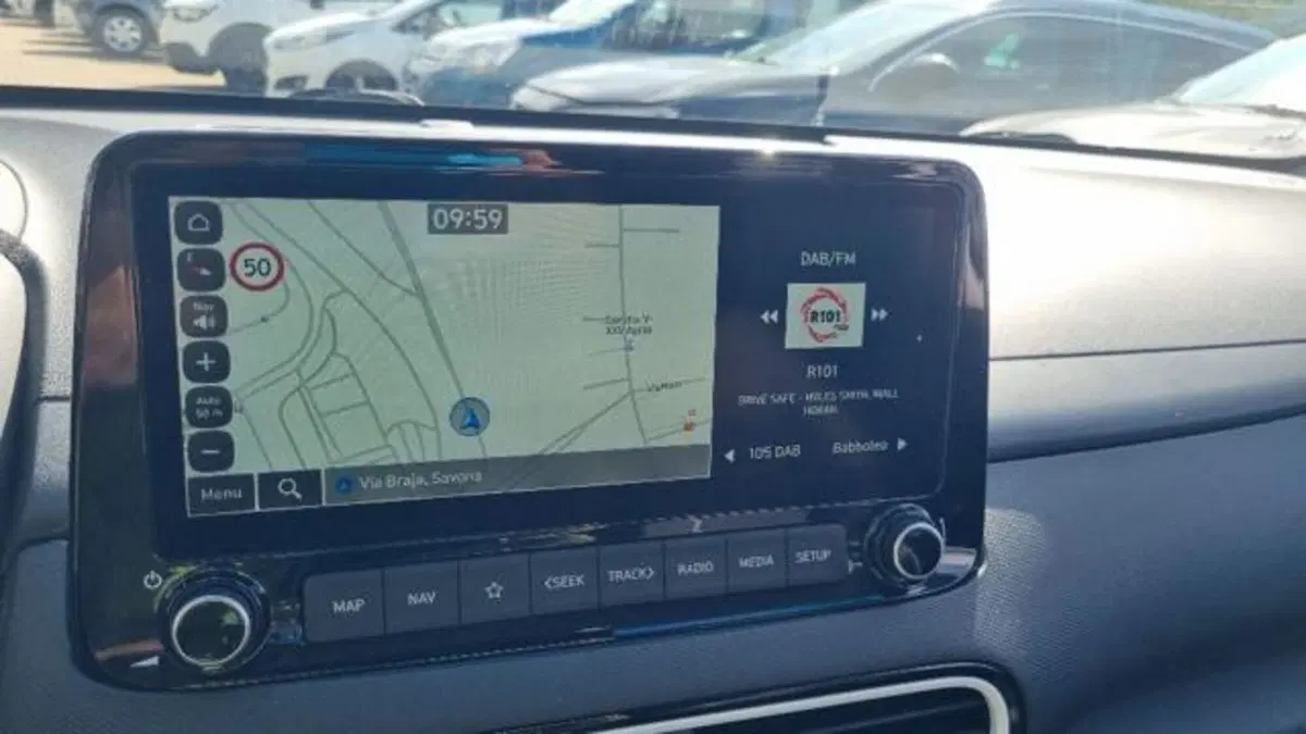 Hyundai Kona usata a Savona (7)