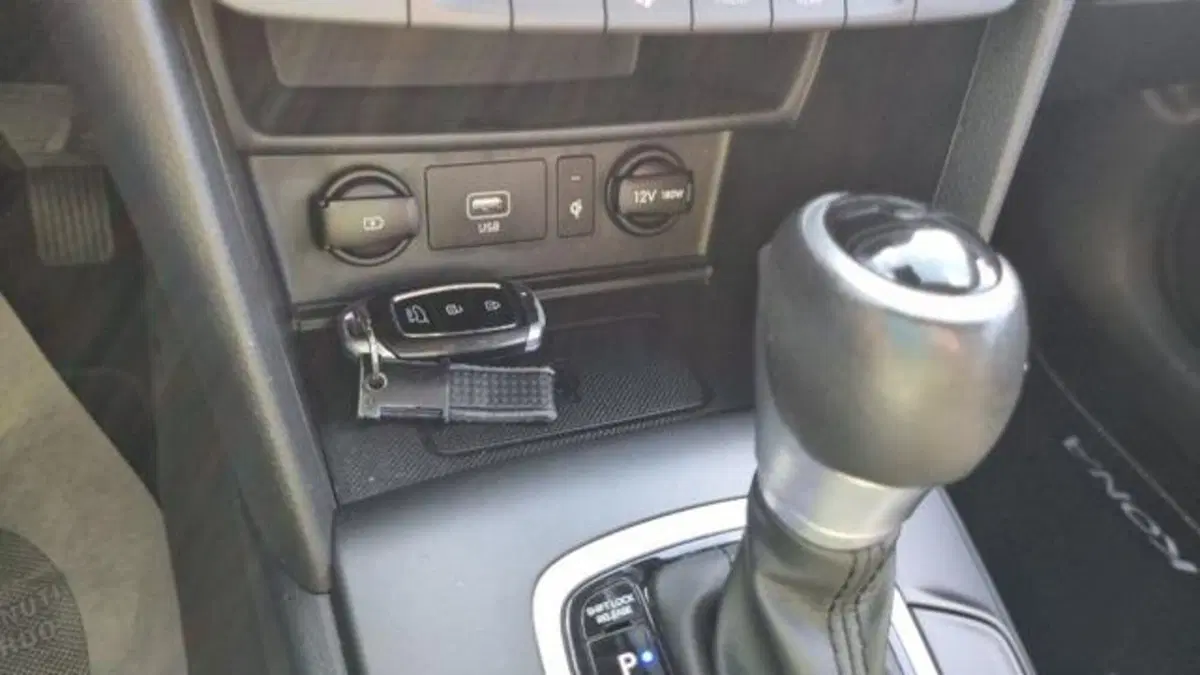 Hyundai Kona usata a Savona (9)