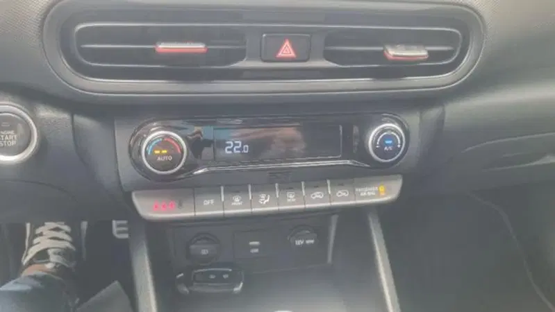 Hyundai Kona usata a Savona (7)