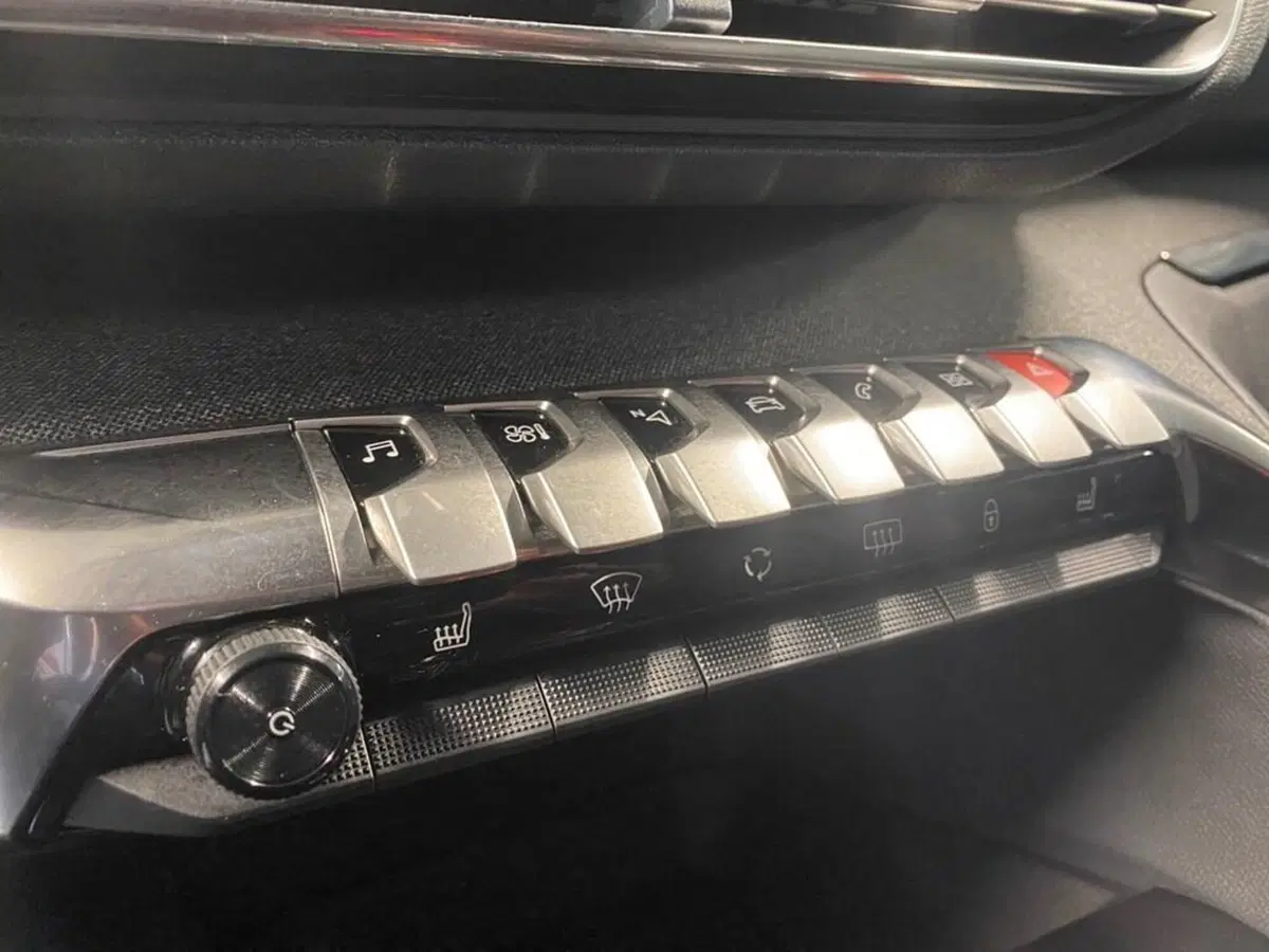 Peugeot 5008 usata a Torino (11)