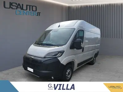 Peugeot Boxer Furgone 335 L2H2 2.2 bluehdi 140cv S&amp;S vetrato nuova a Monza