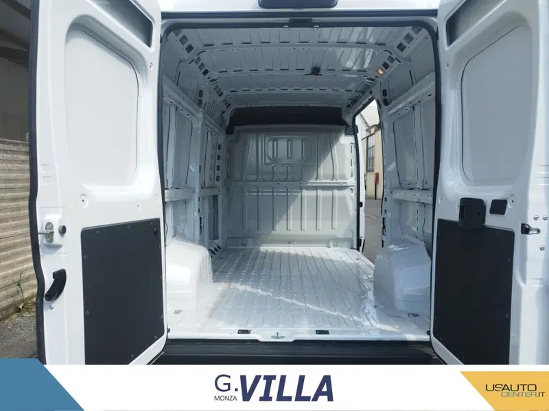 Peugeot Boxer Furgone nuova a Monza e Brianza (15)