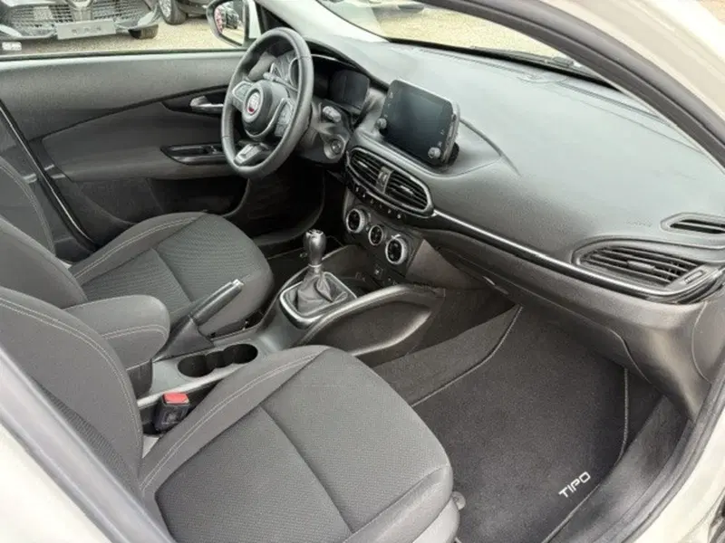Fiat Tipo usata a Macerata (11)