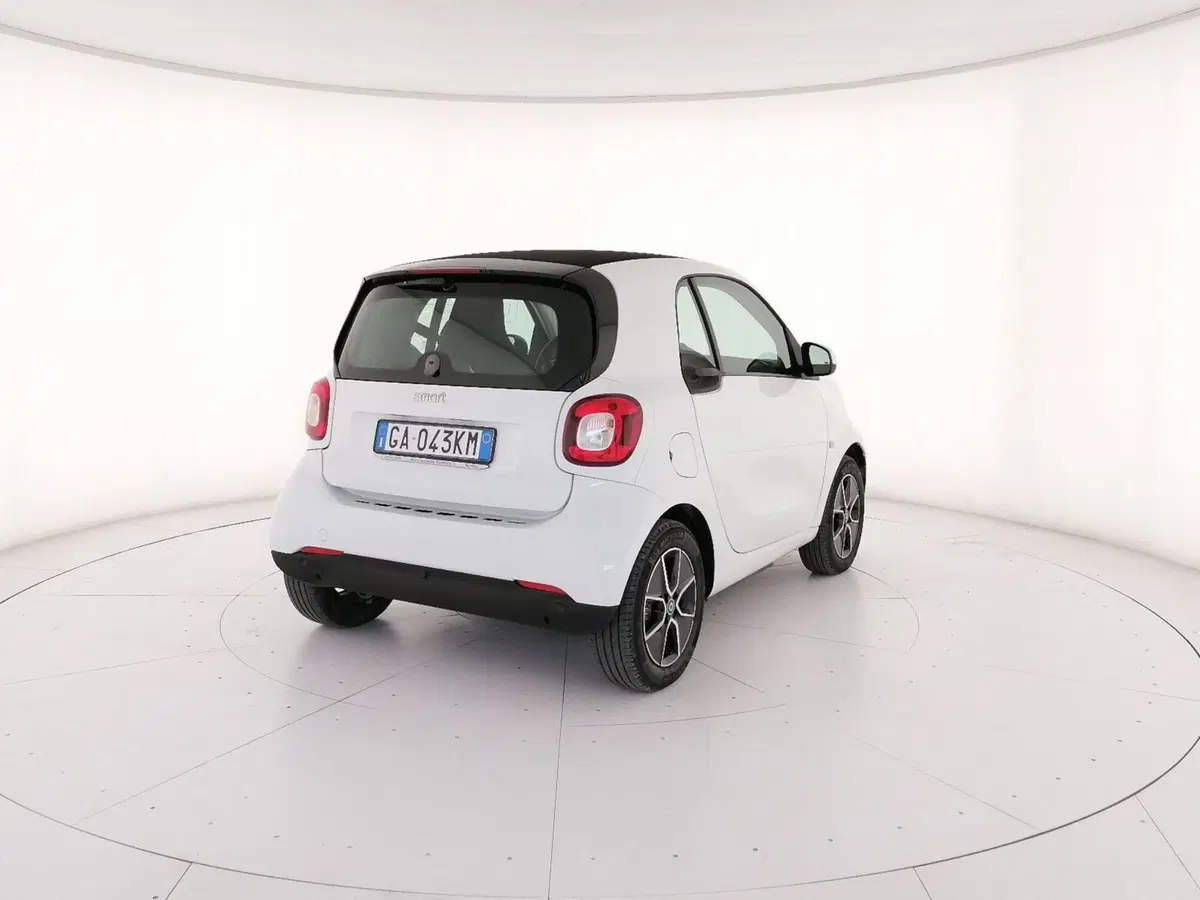 smart Fortwo usata a Roma (2)
