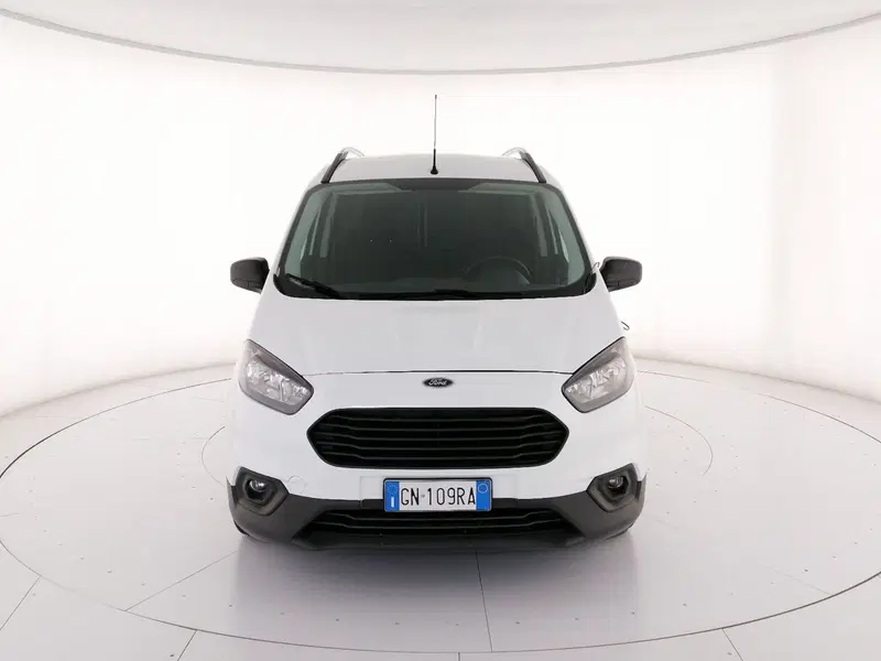 Ford Transit Courier usata a Roma (5)
