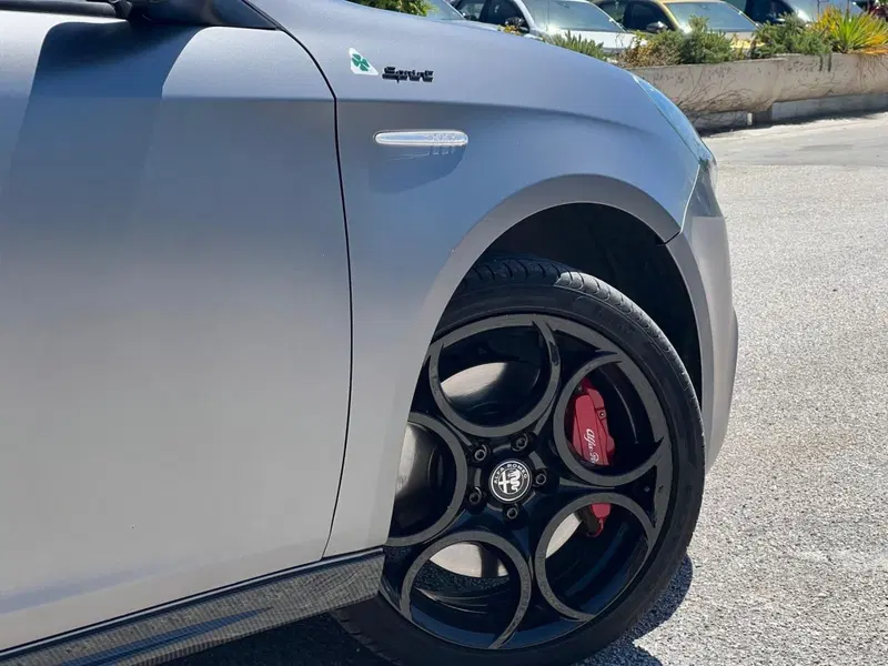 Alfa Romeo Giulietta usata a Matera (10)