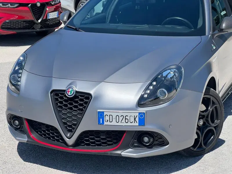Alfa Romeo Giulietta usata a Matera (2)