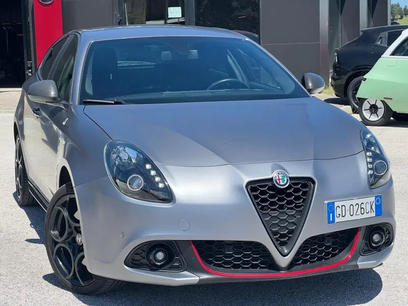 Alfa Romeo Giulietta usata a Matera (6)