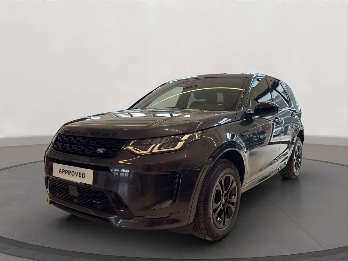 Land Rover Discovery Sport usata a Latina