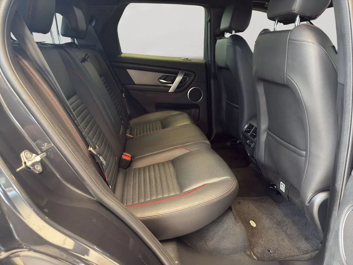 Land Rover Discovery Sport usata a Latina (5)