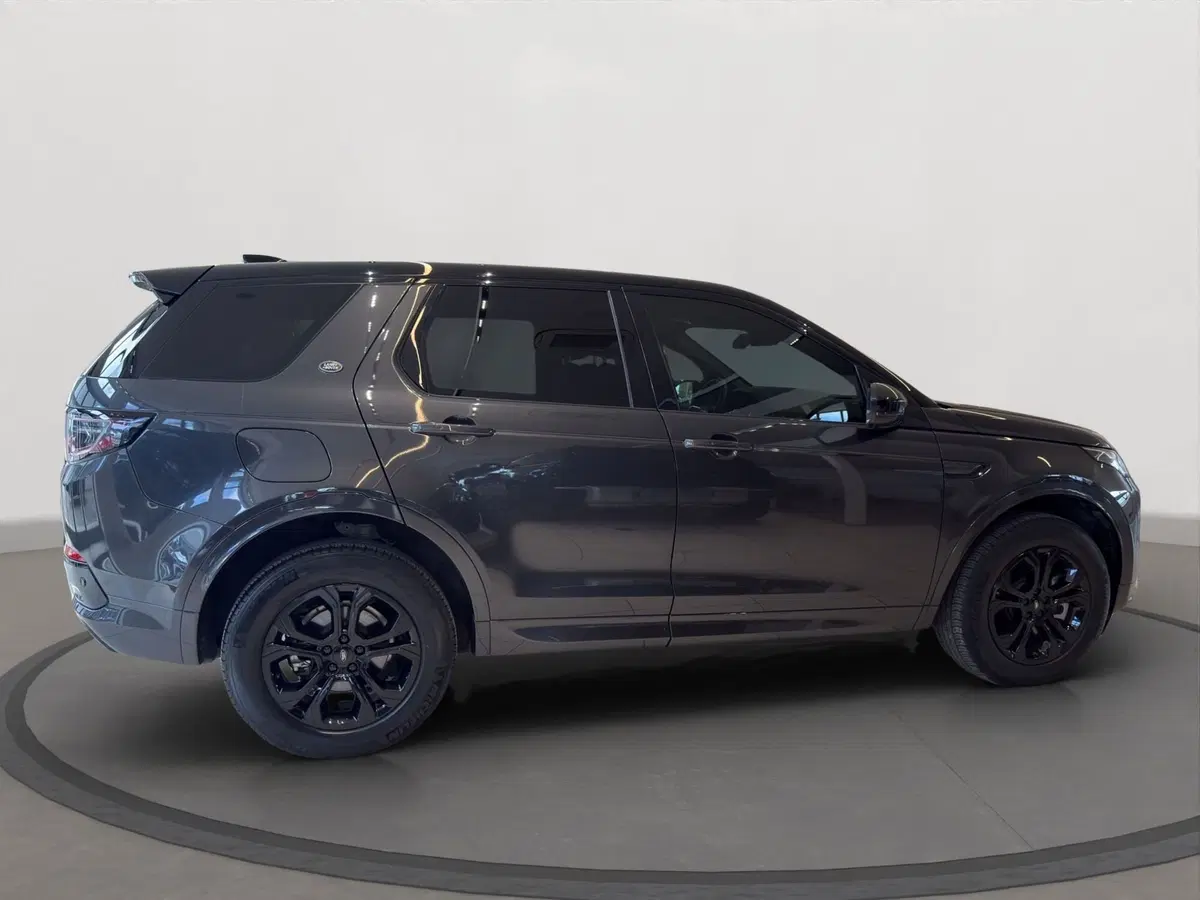 Land Rover Discovery Sport usata a Latina (6)