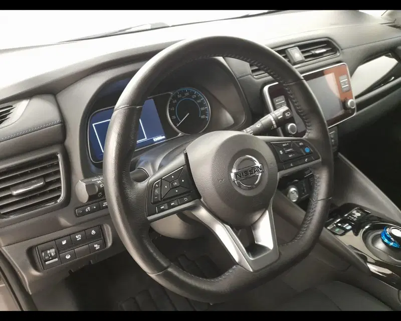 Nissan Leaf usata a Alessandria (9)