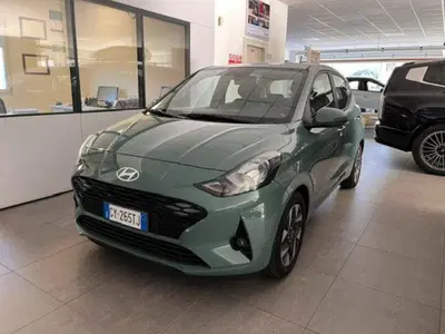 Hyundai i10 1.0 econext Gpl Connectline del 2025 usata a Montecrestese