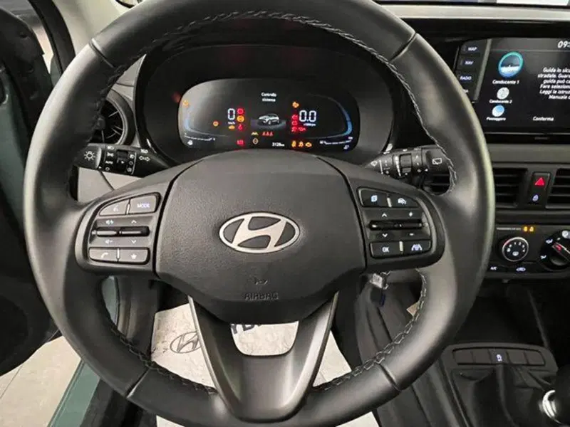 Hyundai i10 usata a Verbano Cusio Ossola (15)