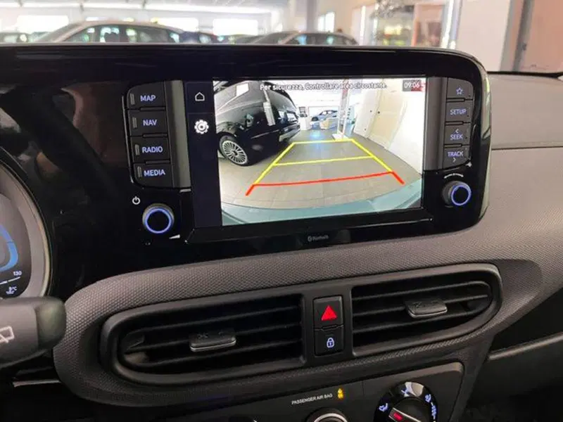 Hyundai i10 usata a Verbano Cusio Ossola (18)