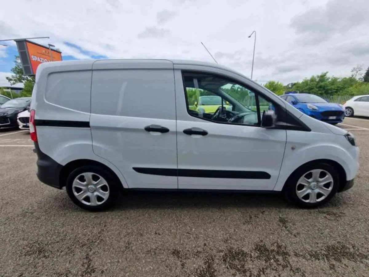 Ford Transit Courier usata a Bologna (4)