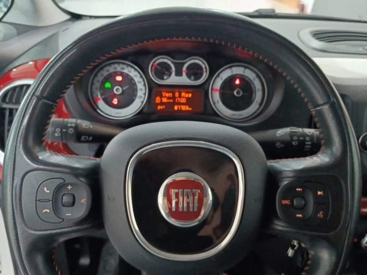 Fiat 500L usata a Catania (17)