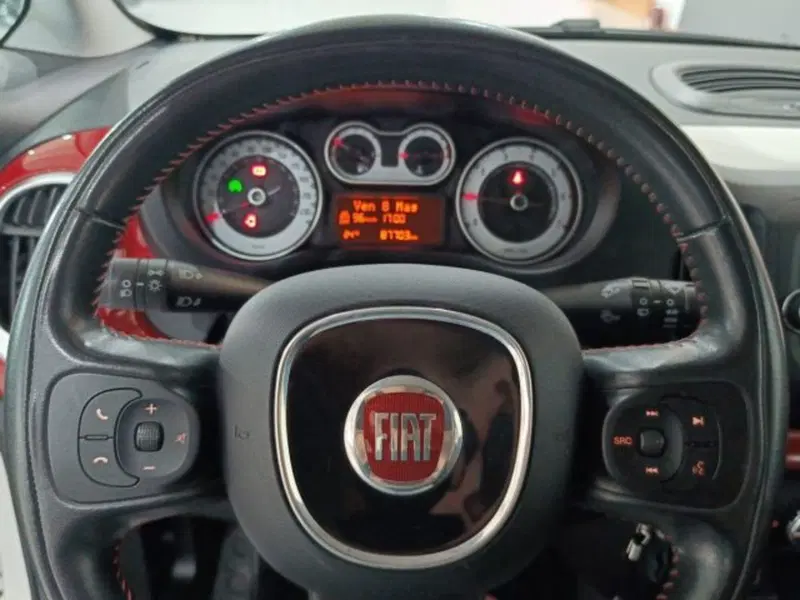 Fiat 500L usata a Catania (17)