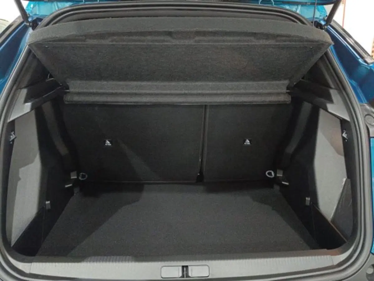 Peugeot 2008 nuova a Catania (12)
