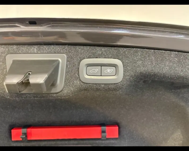 Volvo S90 usata a Treviso (13)