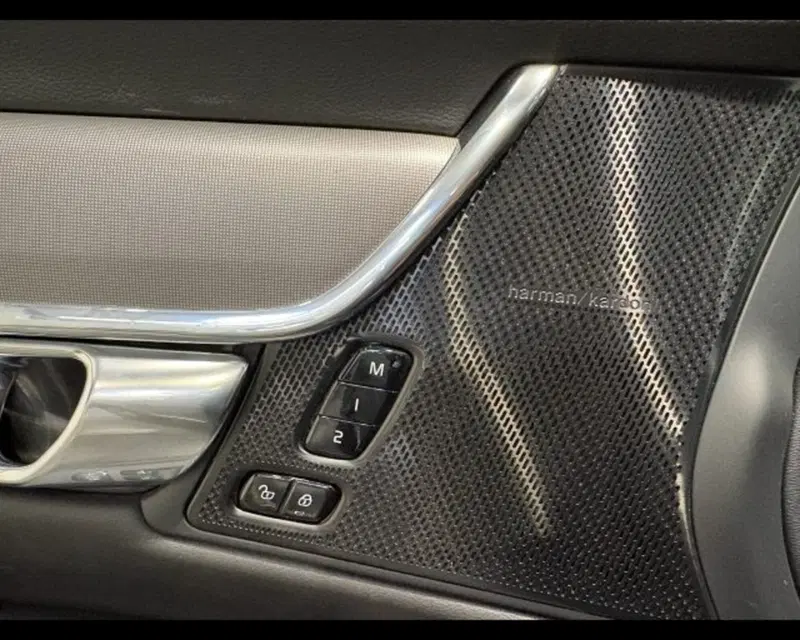 Volvo S90 usata a Treviso (9)