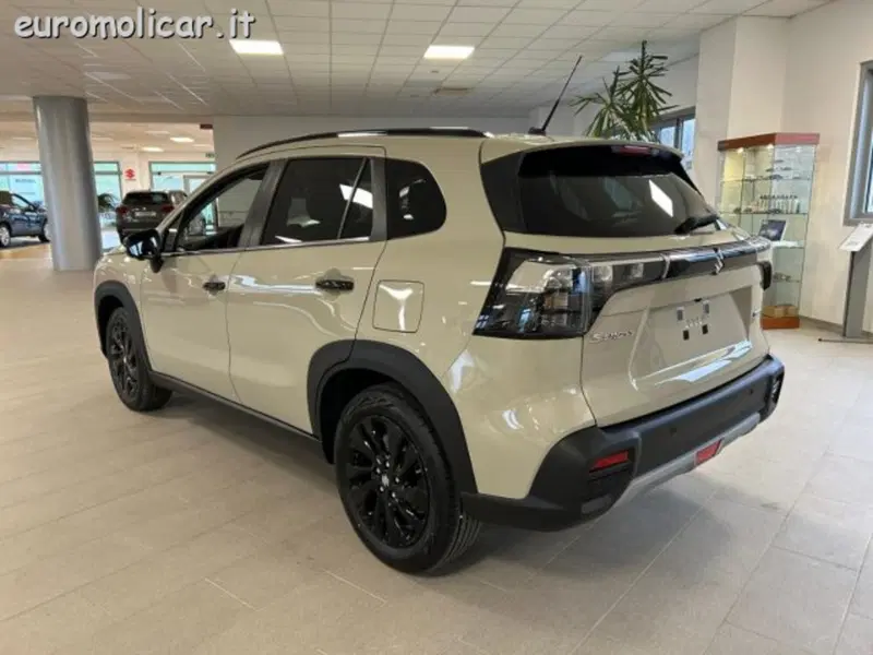 Suzuki S-Cross nuova a Campobasso (5)