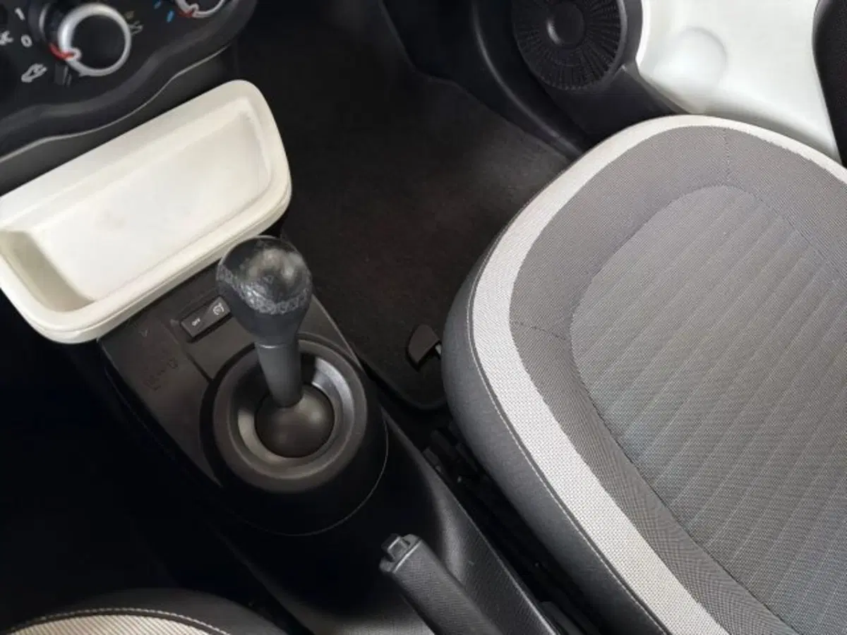 Renault Twingo usata a Bologna (17)