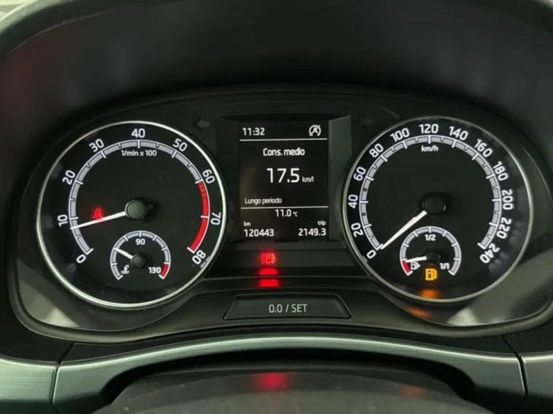 Skoda Fabia usata a Bologna (11)