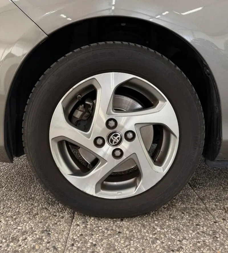 Toyota Yaris usata a Monza e Brianza (14)