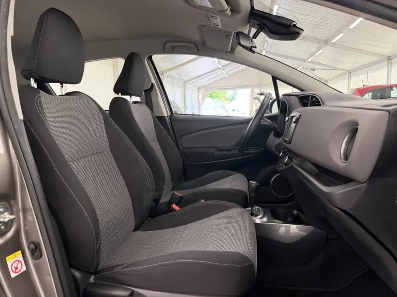 Toyota Yaris usata a Monza e Brianza (9)