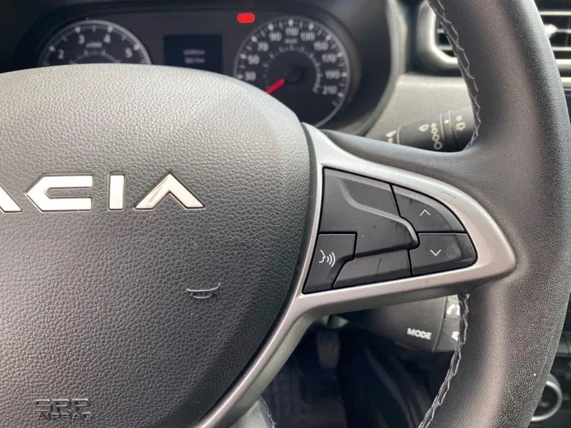 Dacia Duster usata a Torino (14)