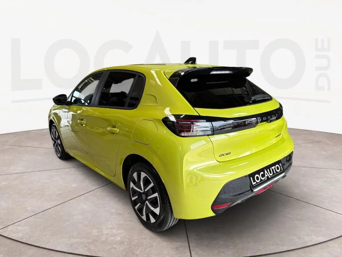 Peugeot 208 nuova a Torino (5)