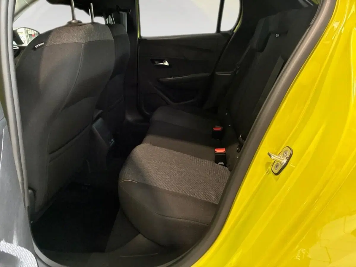 Peugeot 208 nuova a Torino (8)