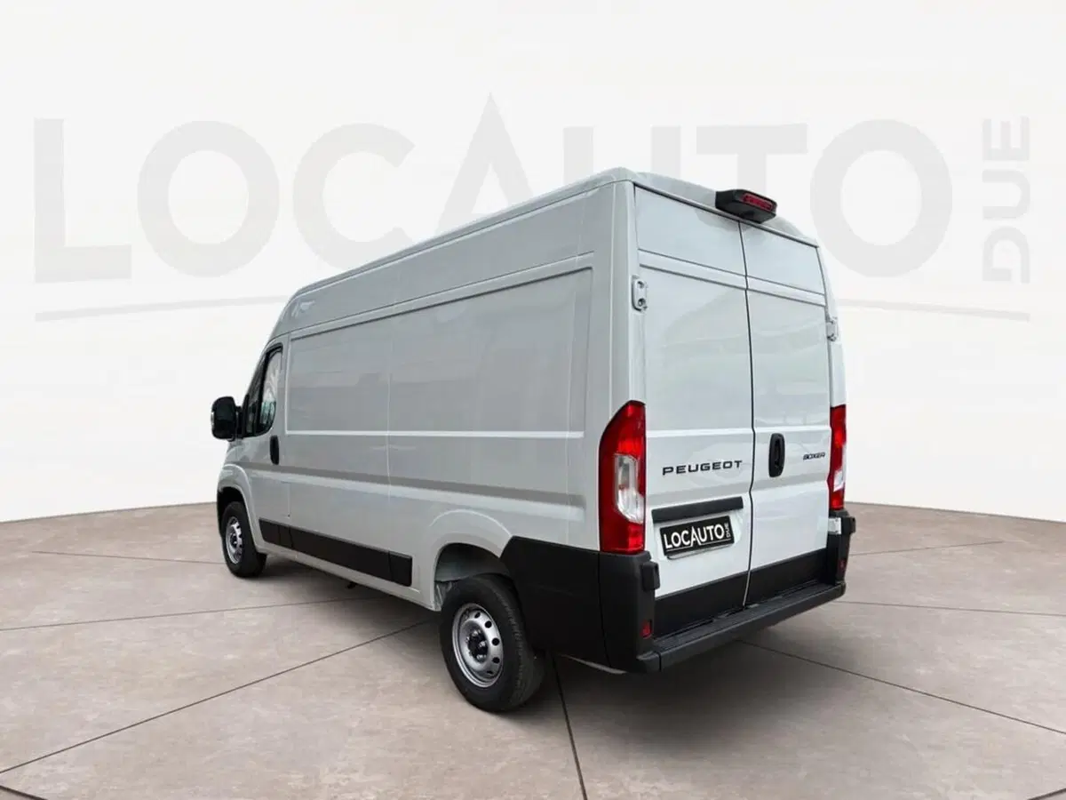 Peugeot Boxer Furgone nuova a Torino (5)