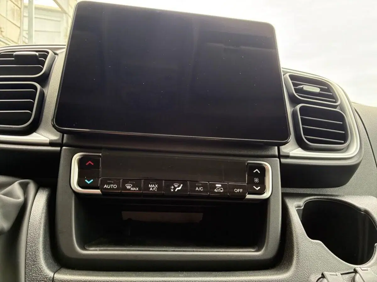 Peugeot Boxer Furgone nuova a Torino (9)