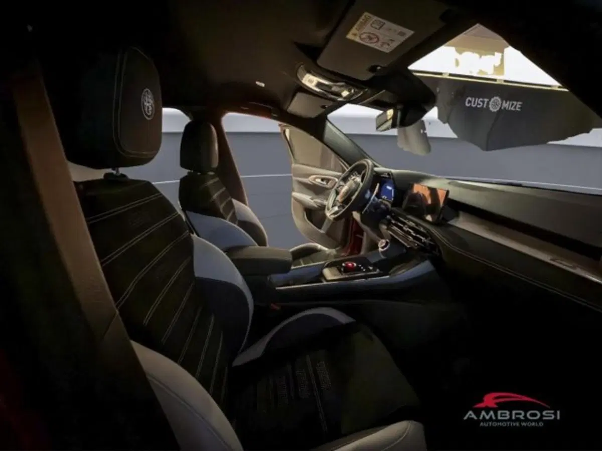 Alfa Romeo Tonale nuova a Perugia (12)