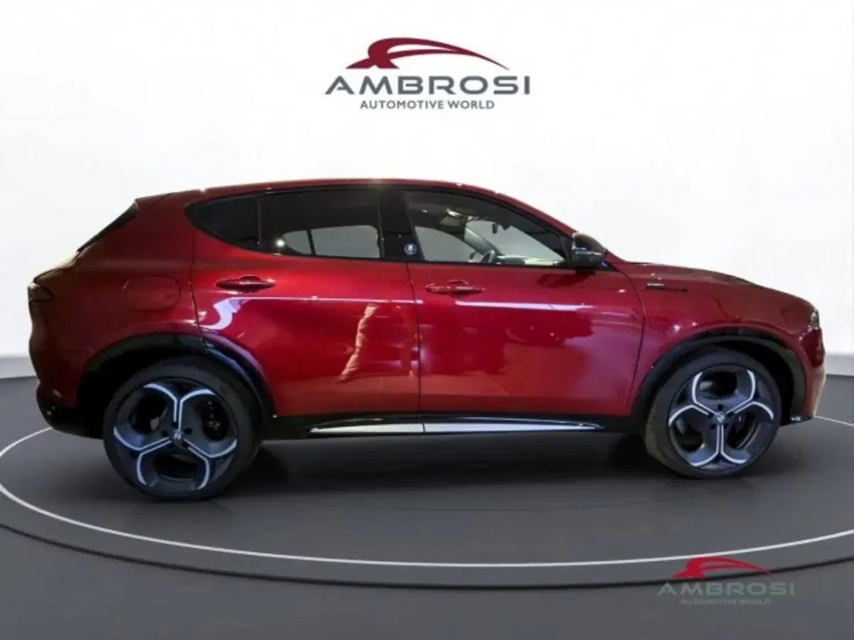 Alfa Romeo Tonale nuova a Perugia (5)