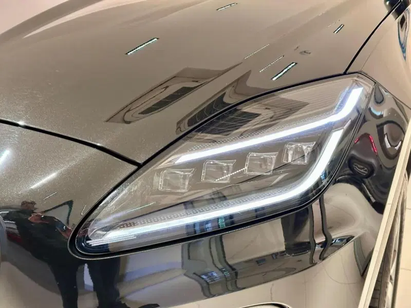 Jaguar E-Pace usata a Varese (10)
