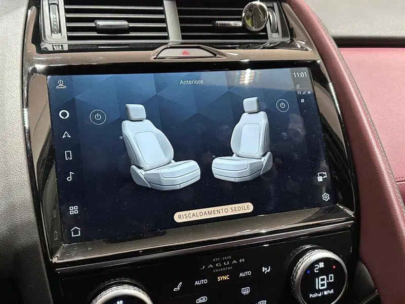Jaguar E-Pace usata a Varese (14)