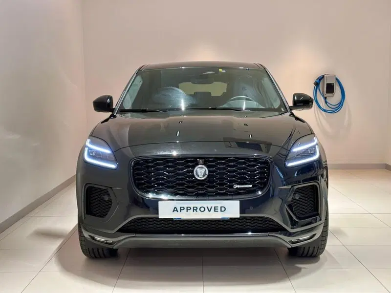 Jaguar E-Pace usata a Varese (3)