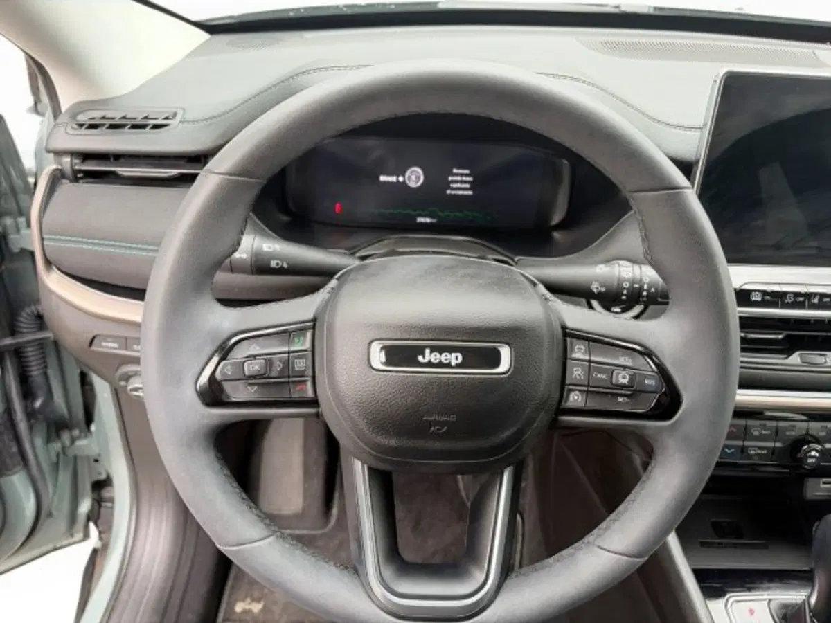 Jeep Compass usata a Modena (9)