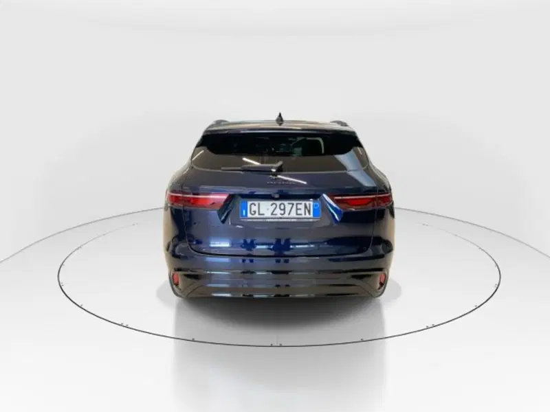 Jaguar F-Pace usata a Modena (7)