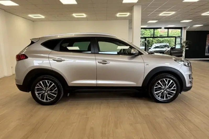 Hyundai Tucson usata a Latina (4)